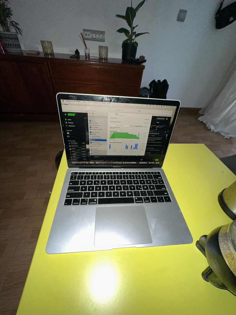 MacBook Air 2019 13 Intel Core i5 8GB RAM afbeelding 4
