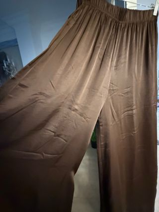 Pantalones seda marrón talla única
