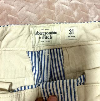 Bermuda Rayas Azul y Blanco