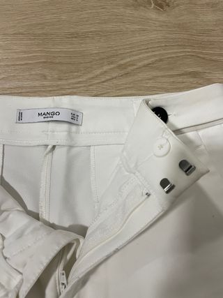 Pantalón blanco, talla M, de Mango