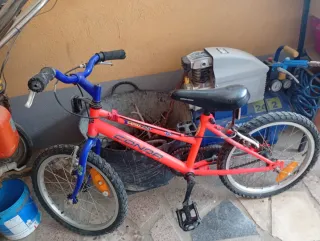 Bicicleta Infantil Conor Roja y Azul