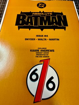 Lote 2 comics USA Absolute Batman 4 Kaare Andrews
