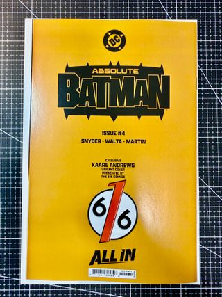 Lote 2 comics USA Absolute Batman 4 Kaare Andrews