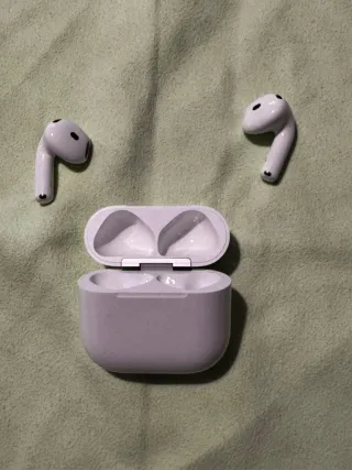 AirPods 4° Gen con Cancelación Ruido