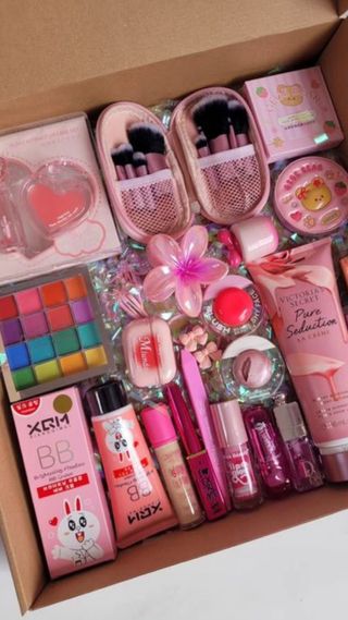 Caja sorpresa maquillaje regalo