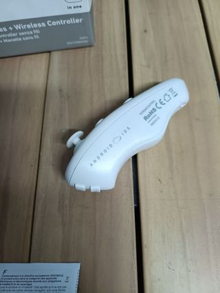 SBS – Gafas de realidad virtual y joystick para smartphones