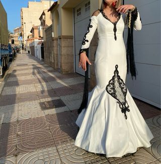Vestido Flamenco Blanco y Negro