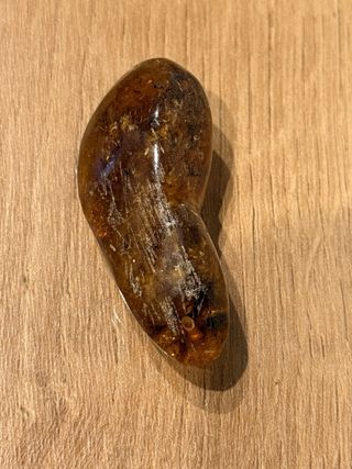 Trozos de ámbar natural para hacer colgantes