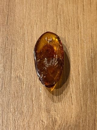 Trozos de ámbar natural para hacer colgantes