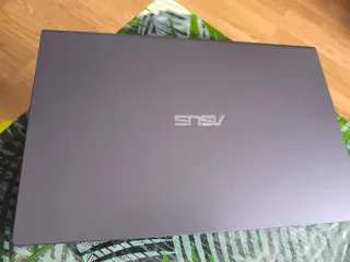 Portátil ASUS VivoBook X515 Ryzen 5 8GB RAM