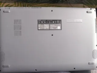 Portátil ASUS VivoBook X515 Ryzen 5 8GB RAM