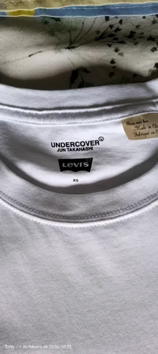 Camiseta Levi's x Jun Takahashi