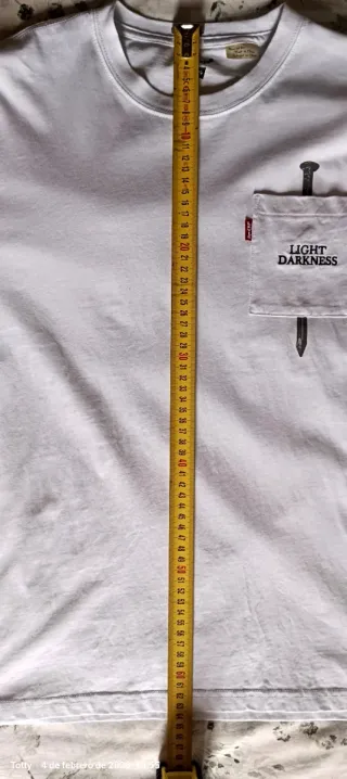 Camiseta Levi's x Jun Takahashi