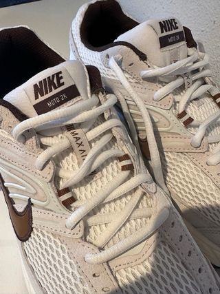 Zapatillas Nike Air Max Moto 2K Talla 43