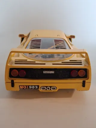 Ferrari F40 1987  Bburago scala 1:18.Vintage.