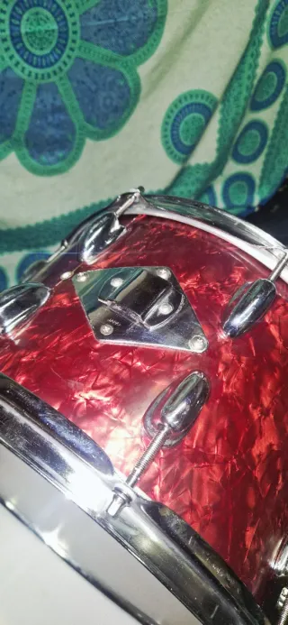 Batería Vintage Made in Japan Roja