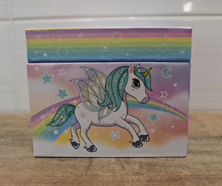 Joyero musical aterciopelado y unicornio giratorio