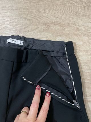 Pantalón negro Mango Talla M