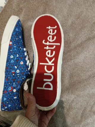 Zapatillas Bucketfeet azules y multicolor