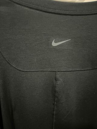 Camiseta Nike manga larga negra