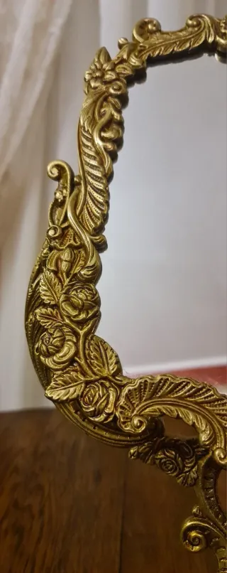 Specchio da toeletta antico dorato