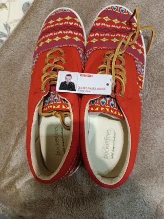 Bucketfeet Zapatillas Multicolor/Rojo