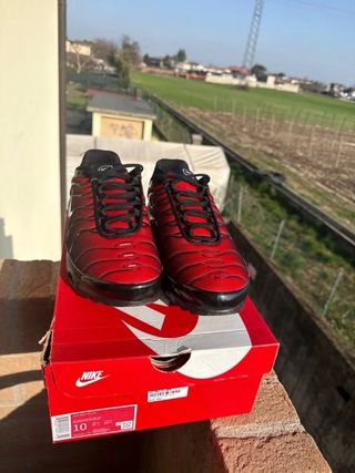Nike Air Max Plus TN Scarpe Rosse Nere