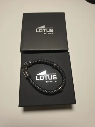 Pulsera Lotus Hombre Cuero Negro y Plata