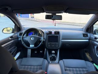 Volkswagen Golf GTI  2005