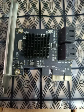 CONTROLADORA CONCEPTRONIC PCI EXPRESS 4x Sata