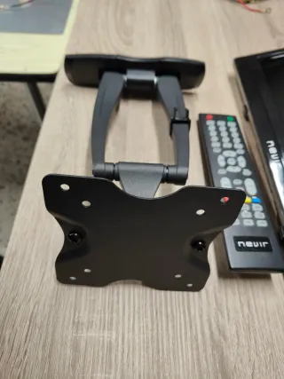 Televisor Nevir 12V Autocaravana Camper