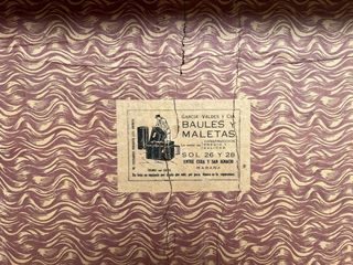 Antichi bauli di legno e metallo da nave