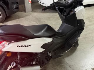 Yamaha NMAX 125 Scooter Automática