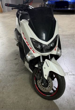 Yamaha NMAX 125 Scooter Automática