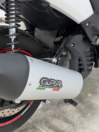 Yamaha NMAX 125 Scooter Automática