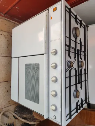 Cocina COINTRA con horno