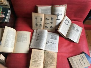 LOTE DE 8 ANTIGUOS LIBROS Y MANUALES 1900 Y MÁS