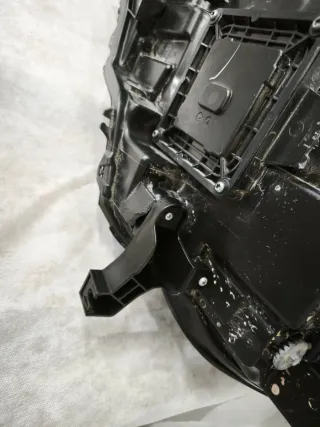 Faro Delantero Derecho Renault Kangoo 20-25