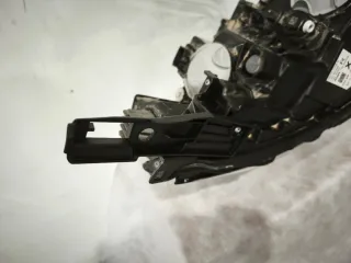 Faro Delantero Derecho Renault Kangoo 20-25