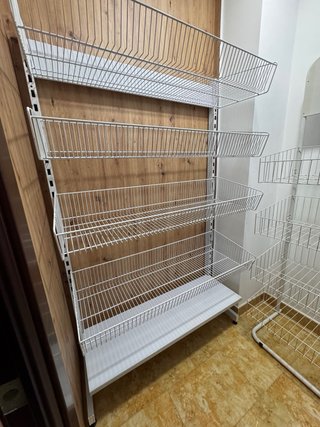 Estanterías metálicas de cesta