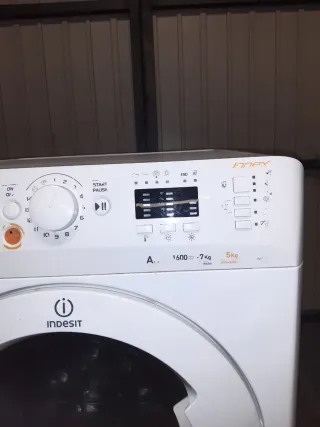Lavadora secadora Indesit 7kg,5 1600 rpm 648213631