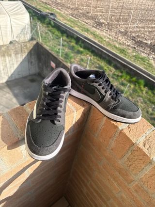 Jordan Scarpe Uomo Nero Bianco