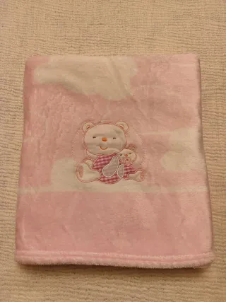 Juego sábanas coralina Gamberritos para cuna