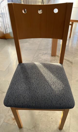 Mesa comedor y 4 sillas madera