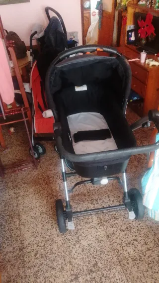 Carro bebé capazo maxicosis cuna madera