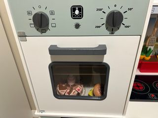 Cocina de juguete de madera