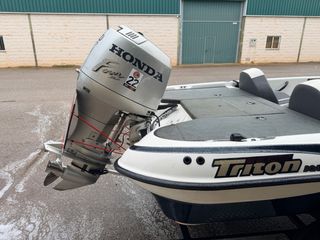 Barco Triton Tr-165