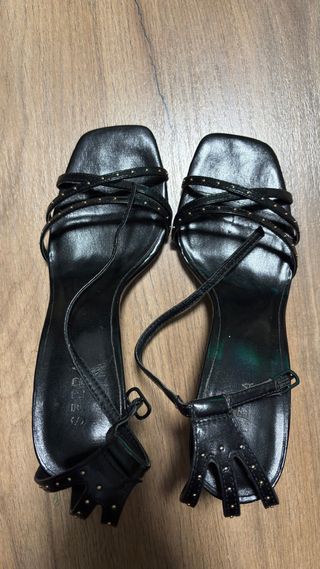 Sandalias Sfera Tacon Tachuelas Doradas