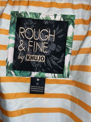 Parka Khujo gris con capucha