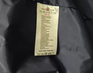 Chaqueta de Plumas Azul y Roja